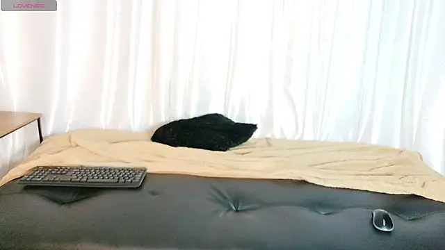 Zara_Fire webcam