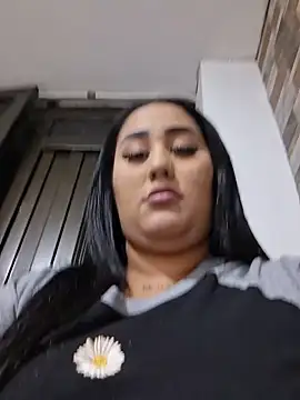 Valentina_Tilly webcam