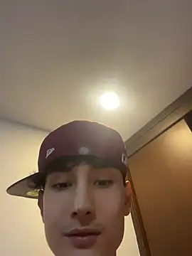 Eidan_collins webcam