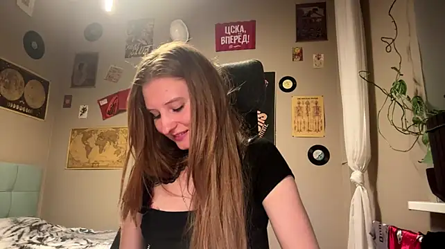 EllyCerry webcam