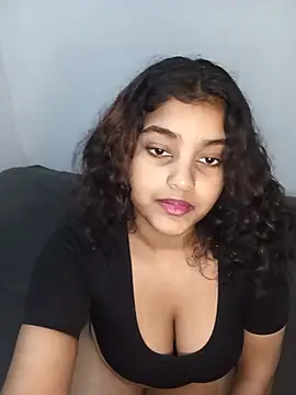 miss_ellaaaa live cam on StripChat