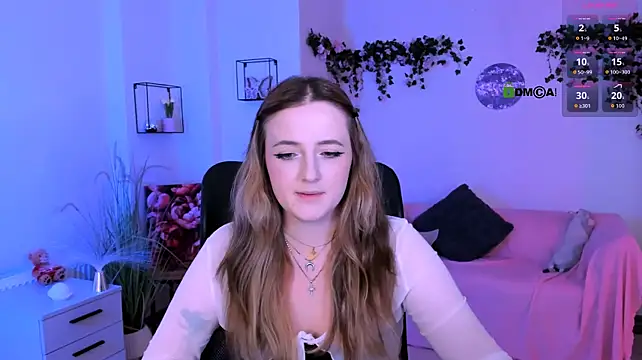 luna_berryy webcam