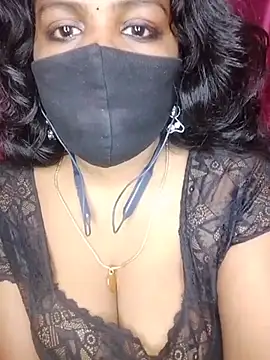 tamil_chocoqueen live cam on StripChat