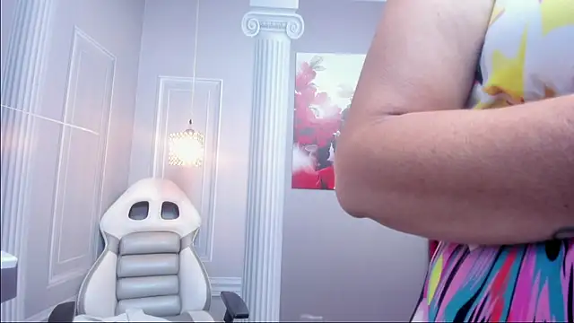 Evarosses__ webcam