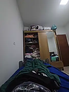 pentakiskkk live cam on StripChat
