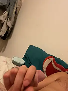 Hug3cockk