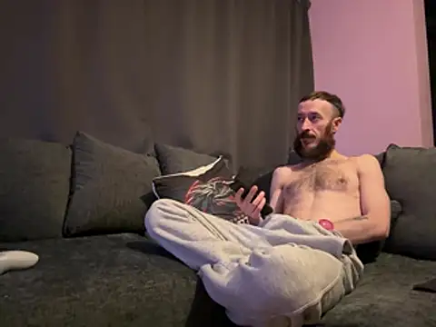 IRISHLONGDONG live cam on StripChat