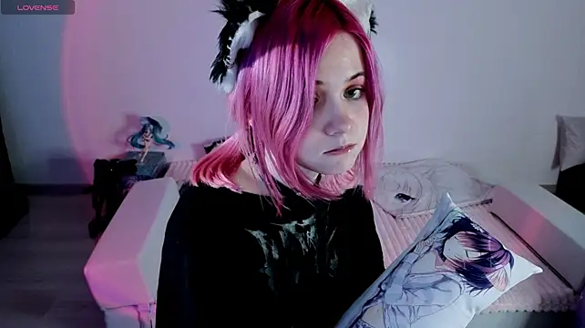 Hikkacat live sex cam
