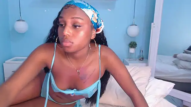 KiaraBelle_