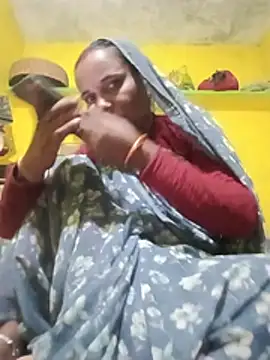 Priya_cutR