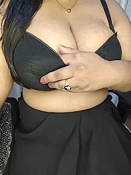 Curvy_Pooja webcam