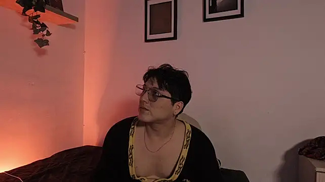 Mia_belmont webcam