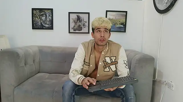 GOOD_GUYS6 webcam
