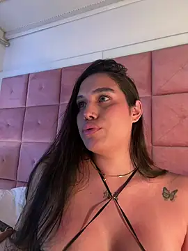 Belle_Noir webcam