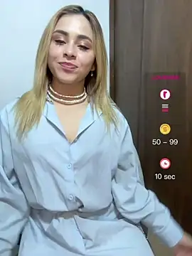 Kiki_11 webcam