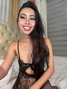 Innocent_yanixx69 live cam on StripChat
