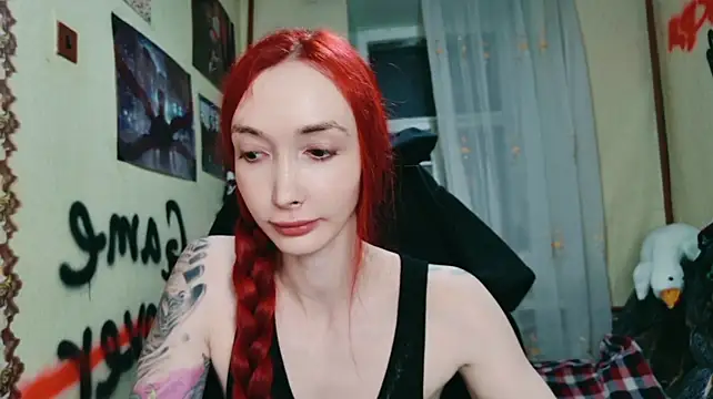 Roxy_Silver webcam