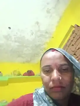 Priya_cutR