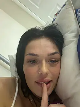 FlirtyFoxyxx