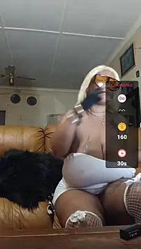 Gucci_Bx live cam preview