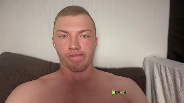iron__chap live cam preview