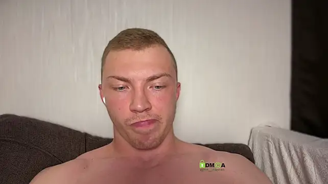iron__chap webcam
