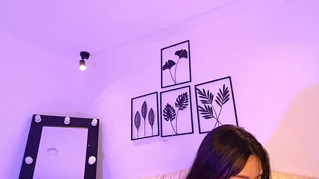 Samantha_Hans