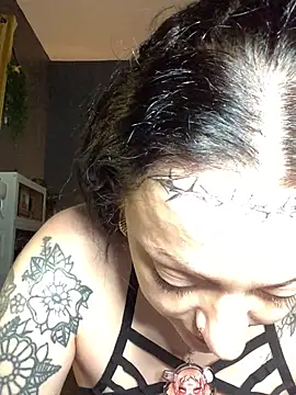 Pinkgothbunnie