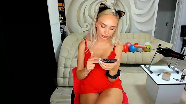 HaleySweet18 webcam