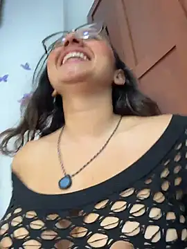Kay_LustyWife webcam