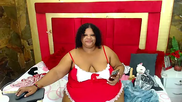 Exoticbigmandy webcam