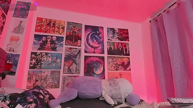 MissCurvyTop