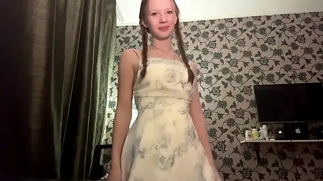 DionnaStrech webcam