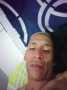 Elmono__1 webcam