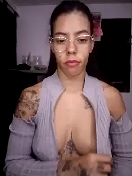 Pamelamiler__ webcam