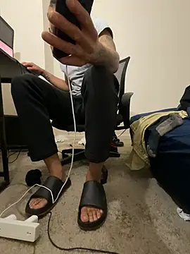Kingbertfeet