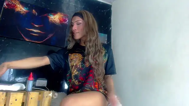 LuxeCouple webcam