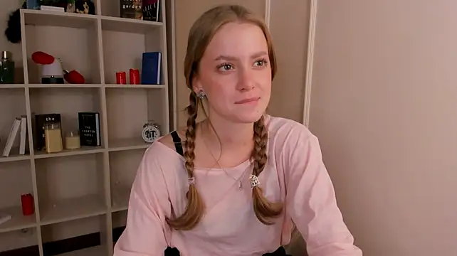 SaritaCaughman webcam