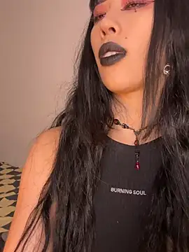 Ravenelle_ webcam