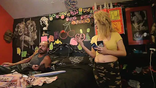 DaddyAndSplashQueen live cam on StripChat