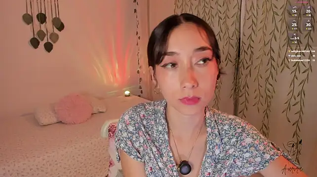 _aurora_rose_ webcam