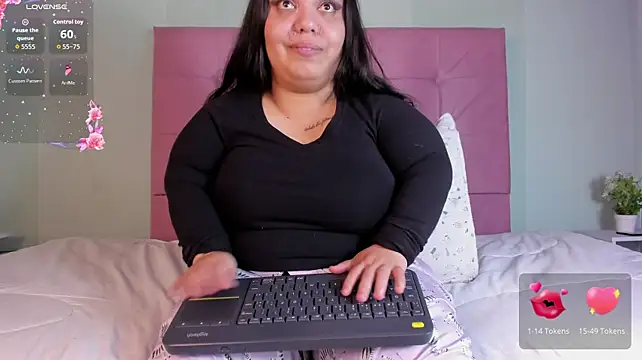 adenile5 webcam