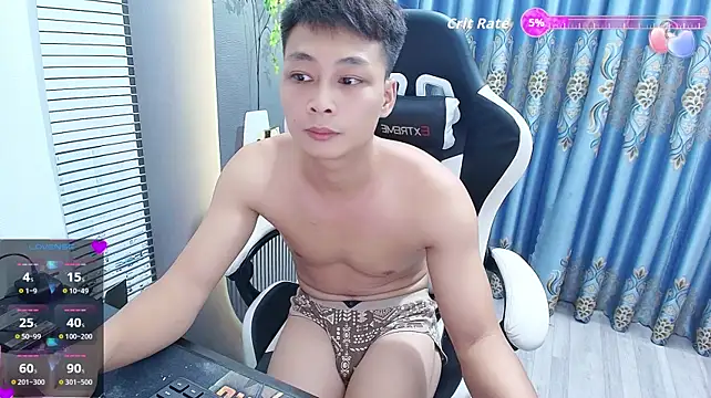 Naughty___asian webcam