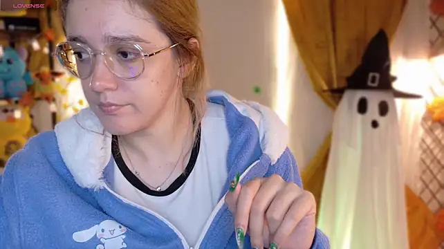 NaomiShimizu webcam
