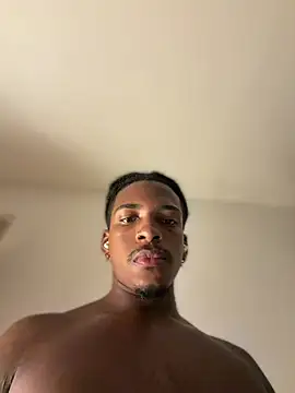 Owen_222 webcam