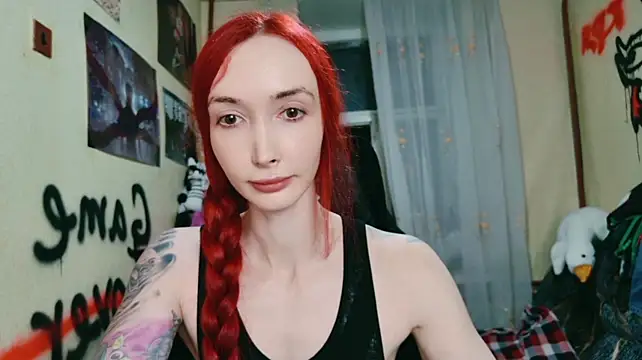 Roxy_Silver webcam