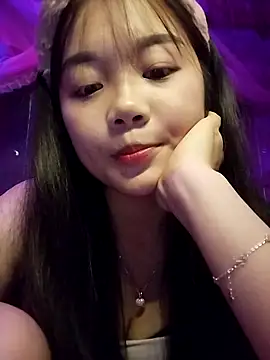 Baa-bee22 webcam