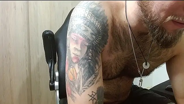 DominanThewolff webcam