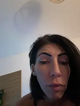 YasmineRiva webcam