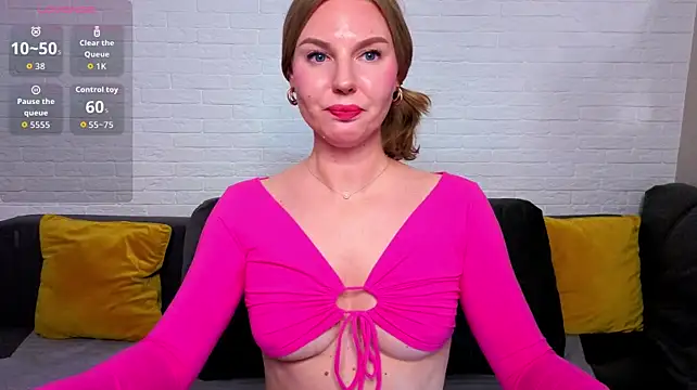 NicolesXO webcam